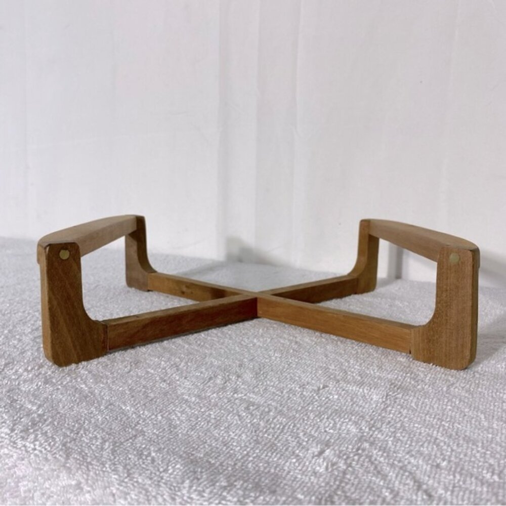 Vintage MCM Corning Glass Works For Pyrex Cake Dish Wooden Trivet